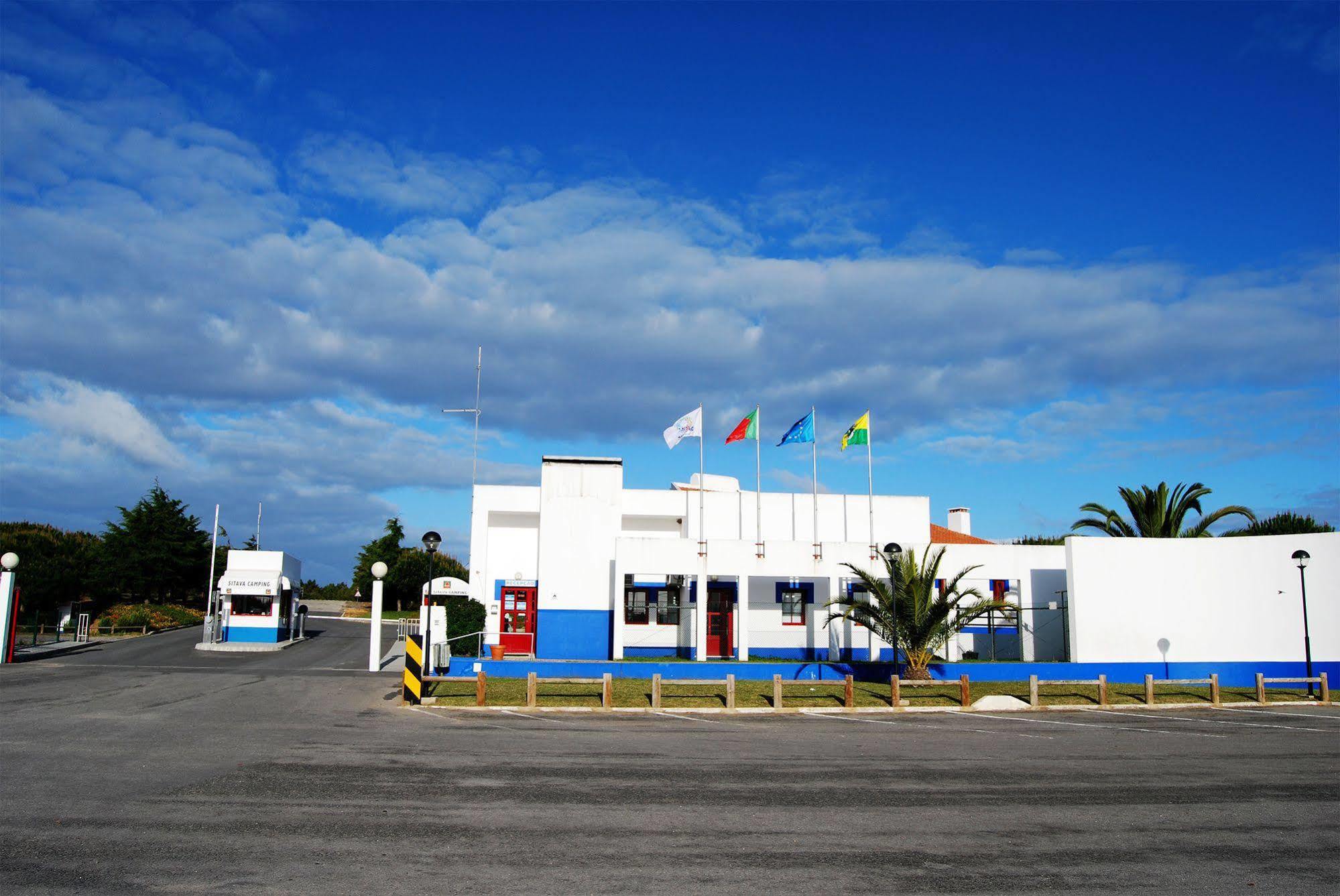 Parque De Campismo Orbitur Sitava Milfontes Hotel Malhadinhas Ngoại thất bức ảnh